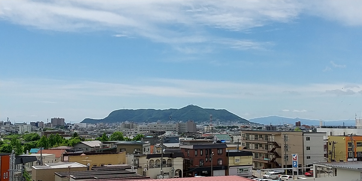 函館は春から夏へ　　リフォームショップ